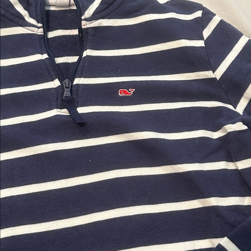 Vineyard Vines for Target Sweatshirt - Picture 2 of 3